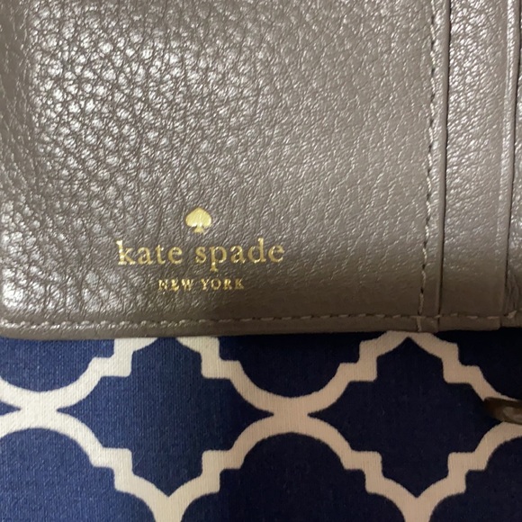 Gray Leather Kate Spade Small Wallet - Picture 8 of 9